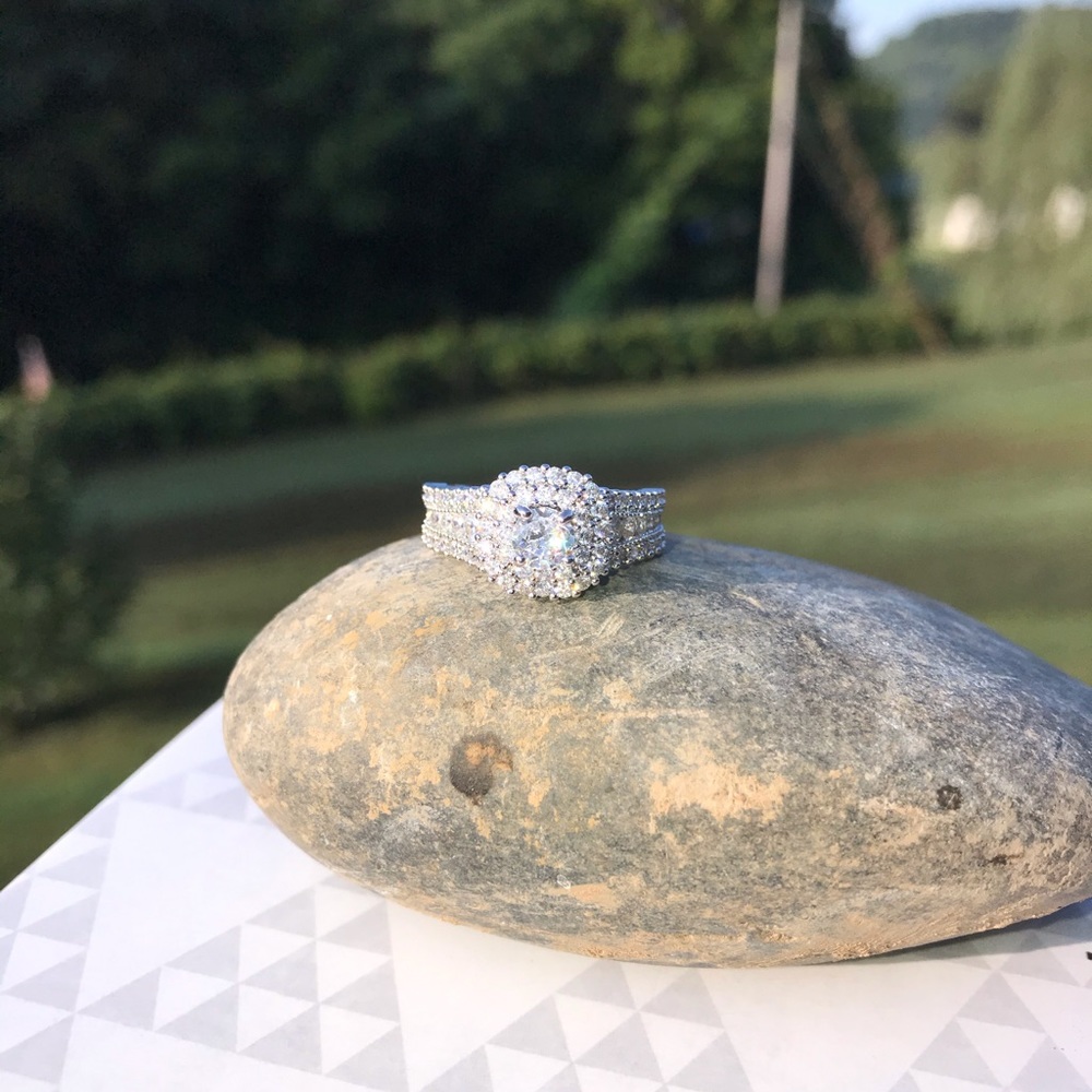 Absolutely Stunning .925 Stamped Silver Rings! - Picture 2 of 3